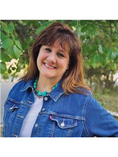 Associate - Tanya Rogers - RE/MAX Go