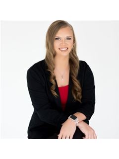 Associate - Molly B. Volek - RE/MAX Professionals