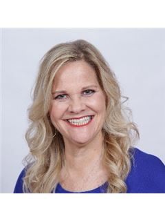 Peggy S. Trom - RE/MAX Elite