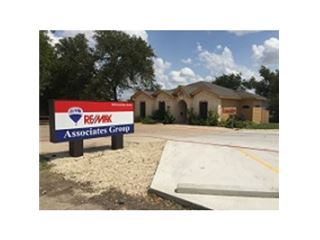 Office of RE/MAX Associates Group - Taylor