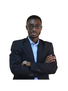 Kevin Aduvagah - RE/MAX Professionals