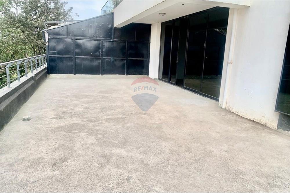 Kancelárske priestory - Na prenájom - Westlands - IMG-20250815-WA0037.jpg - 106003100-219