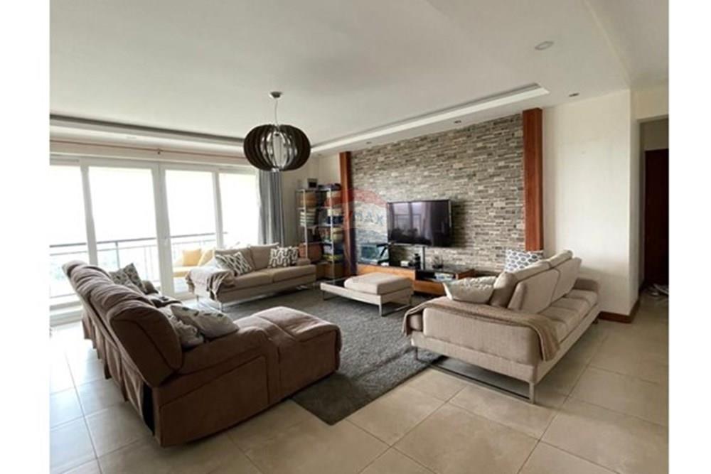 Condo/Apartment - For Sale - Parklands - WhatsApp Image 2025-10-06 at 2.11.59 PM (1).jpeg - Living Room - 106003104-372