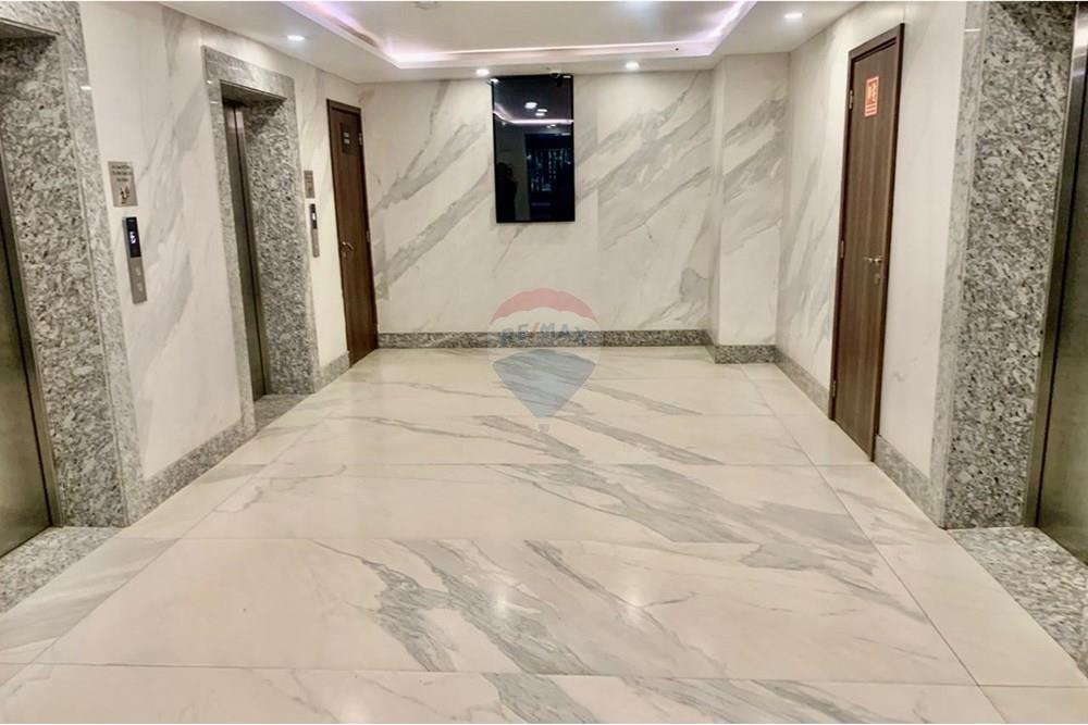 Show Room - For Rent/Lease - Westlands - IMG-20250816-WA0011.jpg - 106003100-223