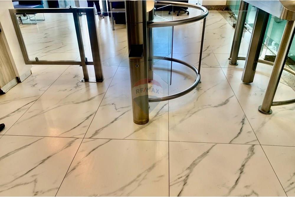 Show Room - For Rent/Lease - Westlands - IMG-20250815-WA0041.jpg - 106003100-223