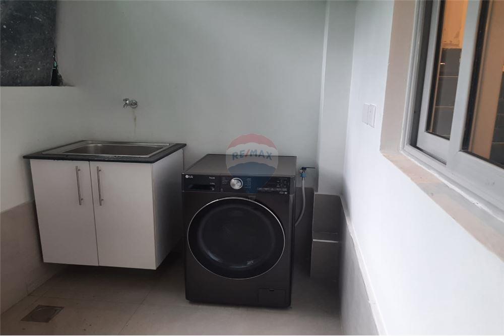 Condo/Apartment - For Sale - Westlands - Laundry - 106003104-307