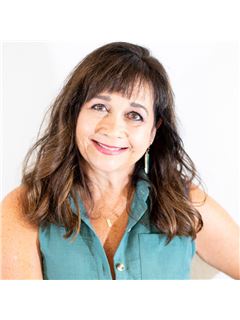 Tracy Schroder - RE/MAX DFW Associates V