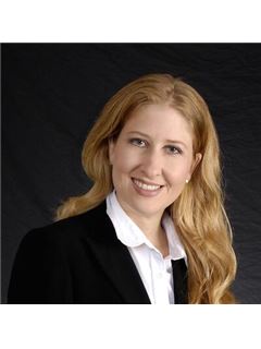 Stacy Austin - RE/MAX DFW Associates IV