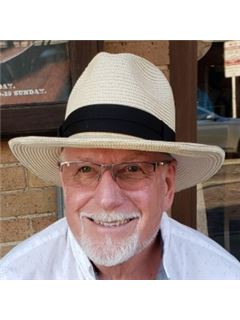 Peter C. Colt - RE/MAX DFW Associates V