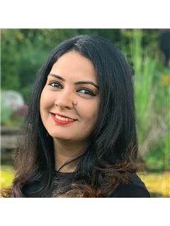 Aarti Jethwani - RE/MAX DFW Associates V