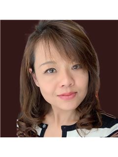 Kristin Liu Bricker - RE/MAX DFW Associates V