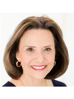 Denni Kay Scates Phd - RE/MAX DFW Associates V