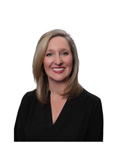 Leslie K. Knutson - RE/MAX DFW Associates V