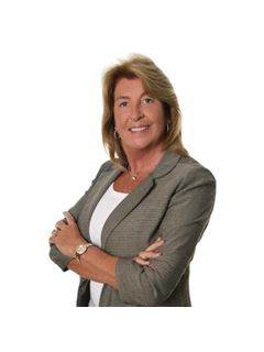 Wendy Hulkowich - RE/MAX DFW Associates V