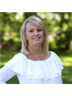 Cecelia Jacobs - RE/MAX Preferred Associates