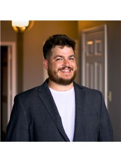 Kyle Russell - RE/MAX Preferred Associates