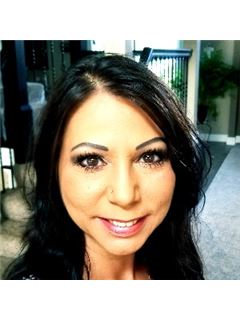 Vera Wiskochil - RE/MAX Preferred Associates