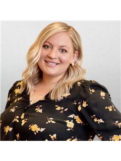 Andria Fournier - RE/MAX Preferred Associates