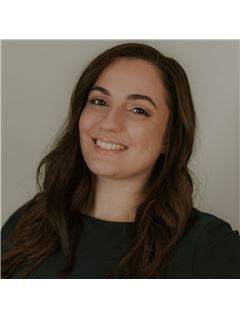 Brooke Neumeyer - RE/MAX Preferred Associates