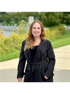 Amanda Woodring - RE/MAX Connection