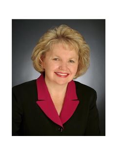 Kathleen Kuyoth - RE/MAX Preferred Associates