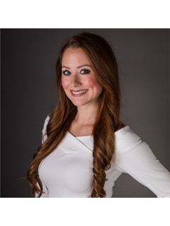 Brittany Welch - RE/MAX Preferred Associates