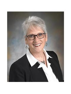 Pamela C. Young - RE/MAX SmartHub Realty