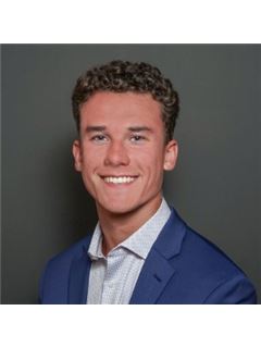 Ryan Fitzwater - RE/MAX Advantage Realty