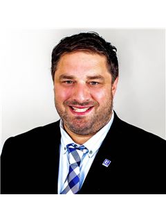 Pete Vasile - RE/MAX SmartHub Realty