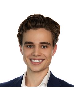 Carter Renninger - RE/MAX SmartHub Realty