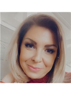 Sylwia Dyl - RE/MAX One Realty
