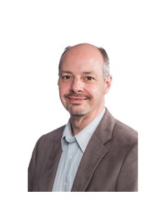 Kevin Burkhardt - RE/MAX Advantage Realty