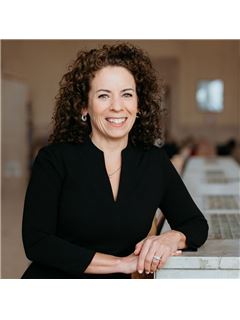 Rebekah Bailey - RE/MAX SmartHub Realty