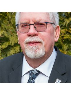Patrick A. Pennington - RE/MAX Elite