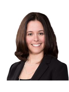 Associate - Kristi L. Smith - RE/MAX Real Estate