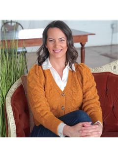Kate Randall - RE/MAX Real Estate
