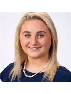 Victoria Landis - RE/MAX Real Estate