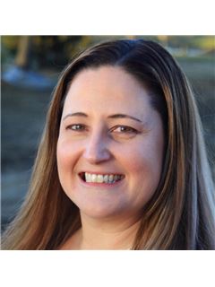 Tanya Sutcliffe - RE/MAX SmartHub Realty