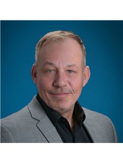 Jeffrey Adams - RE/MAX Real Estate