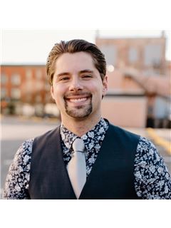 Adam Hall - RE/MAX SmartHub Realty