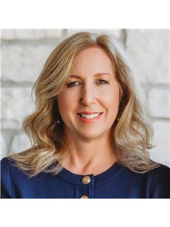 Michelle Stangl - RE/MAX Evolved