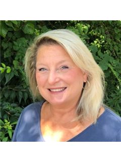 Alison Saunders - RE/MAX Preferred Realtors - The Alison Saunders Te