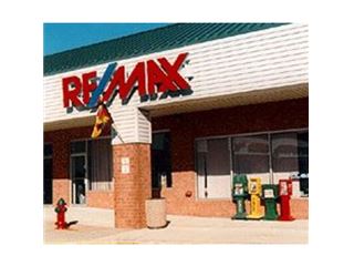 Office of RE/MAX Associates - Newark