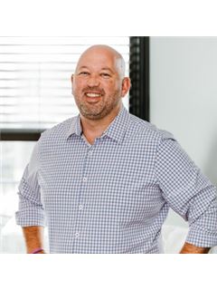 Cory Jennewein - RE/MAX Victory + Affiliates