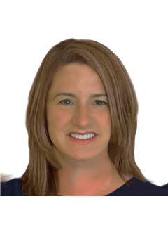 Karen Knebel - RE/MAX Victory + Affiliates