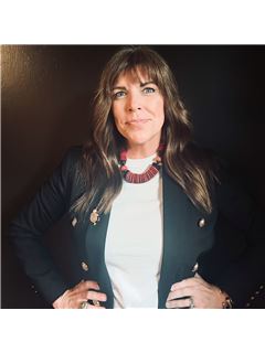 Jessica R. Maloney - RE/MAX Victory + Affiliates