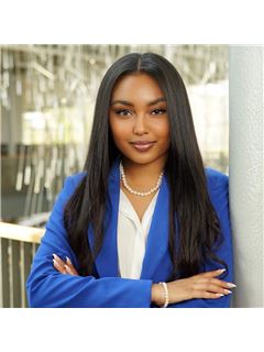 Leah Kiffle - RE/MAX Alliance