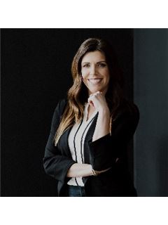 Jessica R. Maloney - RE/MAX Victory + Affiliates