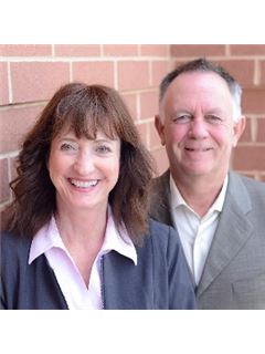 Bonita Powell - RE/MAX Victory + Affiliates