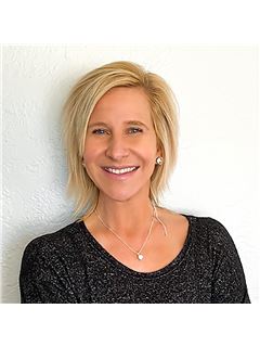 Lynn Behnke - RE/MAX Victory + Affiliates